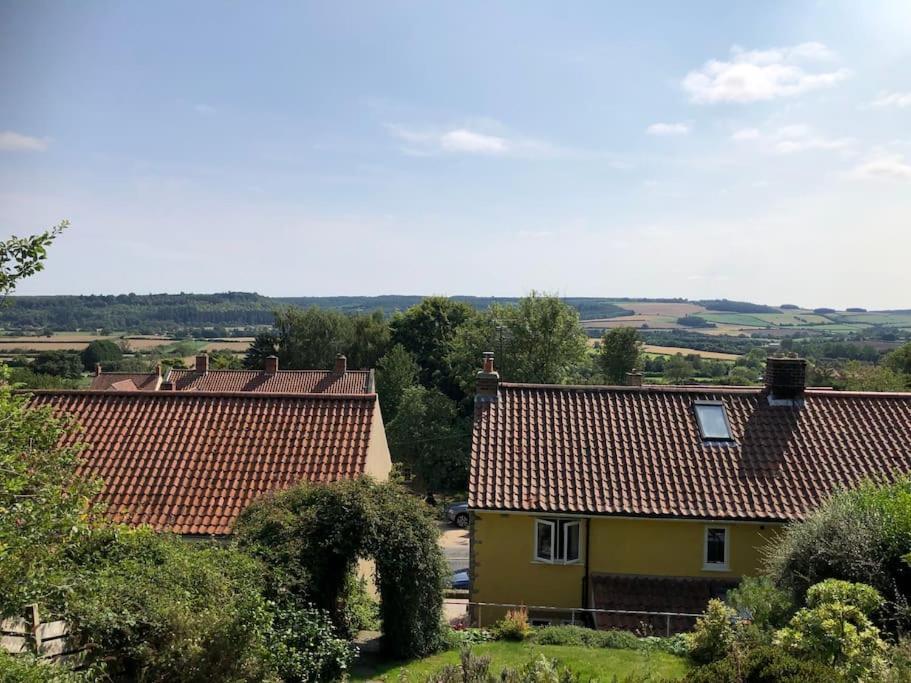 St Anthony'S, Bright Perkily Decorated 3 Bedroom House Ampleforth Extérieur photo