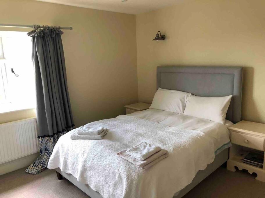 St Anthony'S, Bright Perkily Decorated 3 Bedroom House Ampleforth Extérieur photo